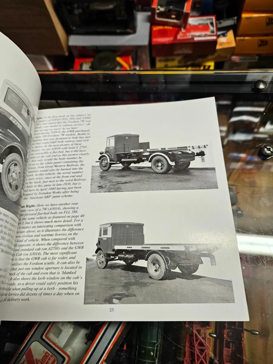 Book Great Western Railway Road Vehicles - Image 3