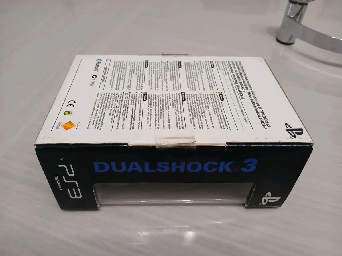 PS3 DUALSHOCK 3 WIRELESS CONTROLLER - Image 4