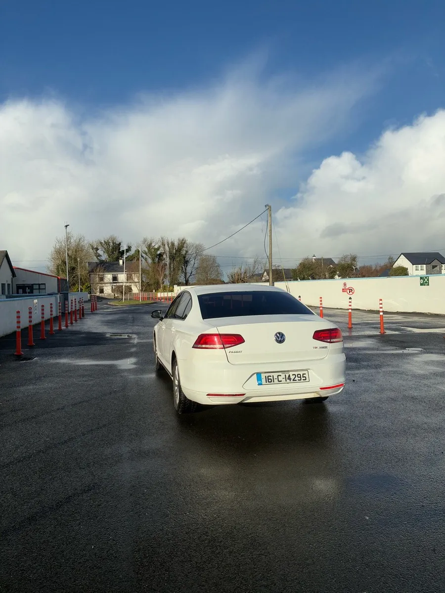Passat - Image 2