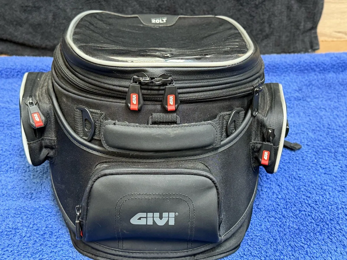 Givi Tank bag to suit BMW R1200/1250 for sale - Image 1