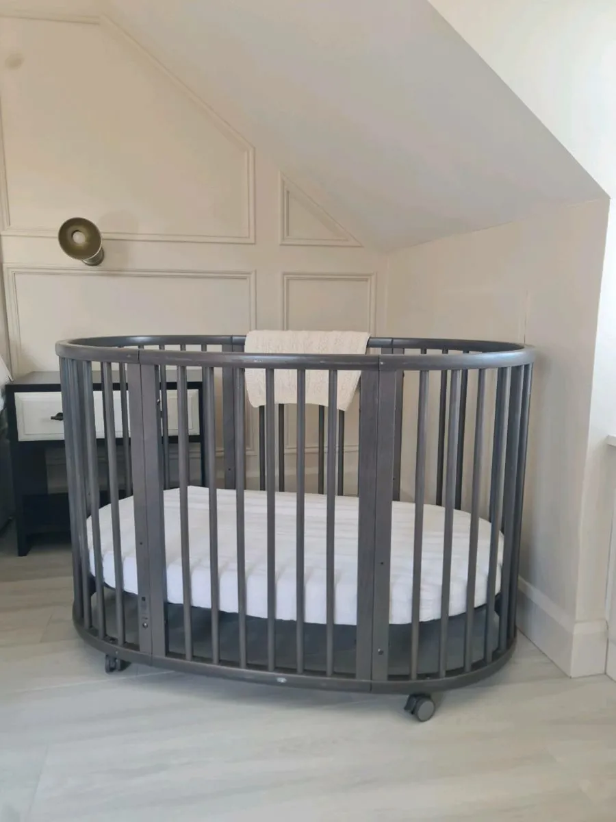 Stokke cot bed - Image 3