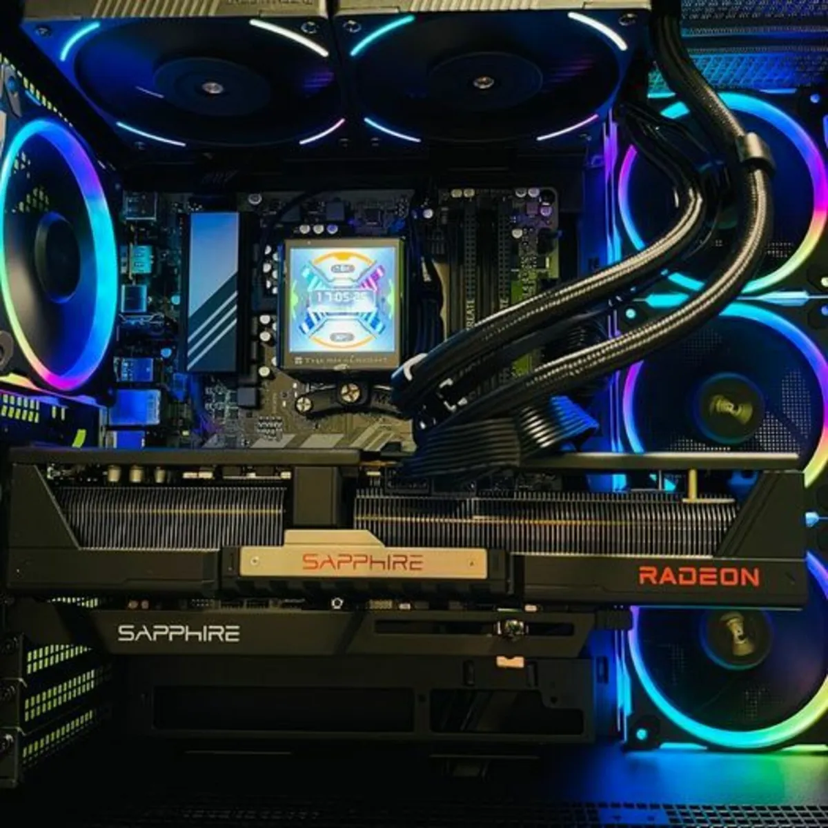 PC Ryzen Gaming 7 7800X3D, RX 9070 XT 16GB, 32GB D - Image 2