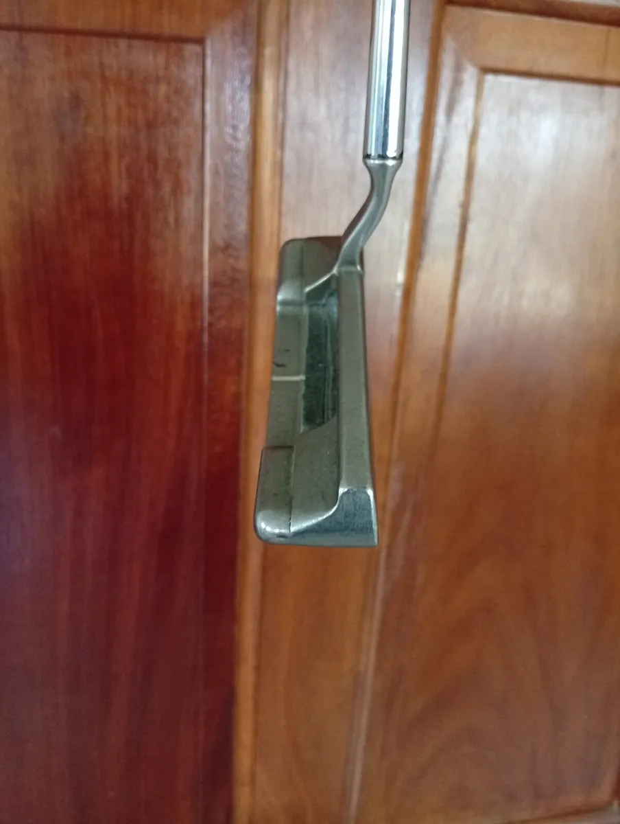 Ping Anser 4 Putter 31 inch - Image 2