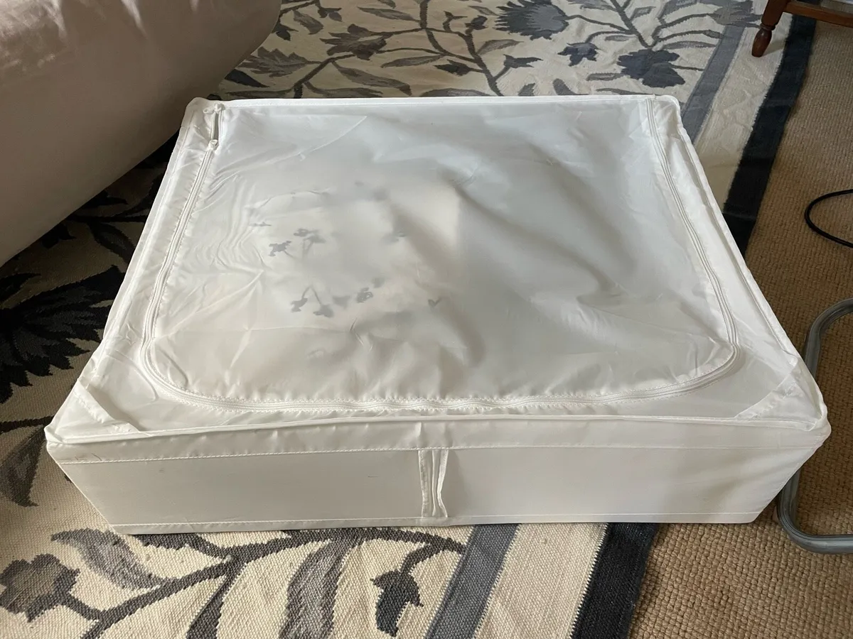 Clothes organiser - Image 1