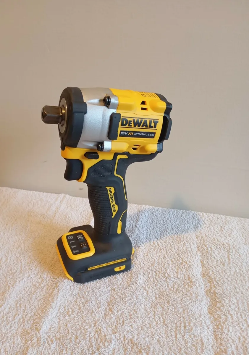 DeWalt Impact Wrench - Image 1