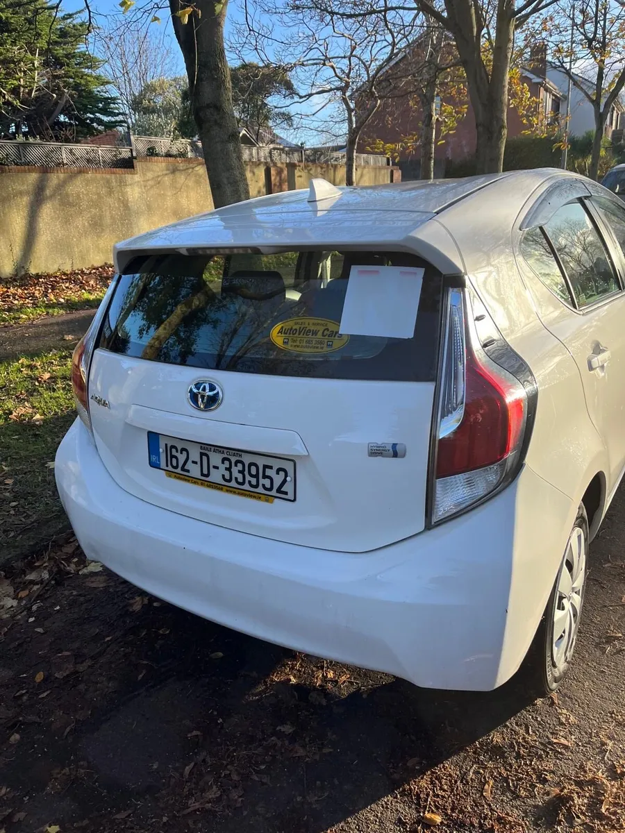 Toyota Aqua 2016 - Image 3