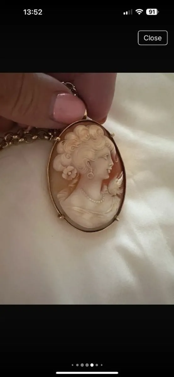 cameo pendant - Image 1