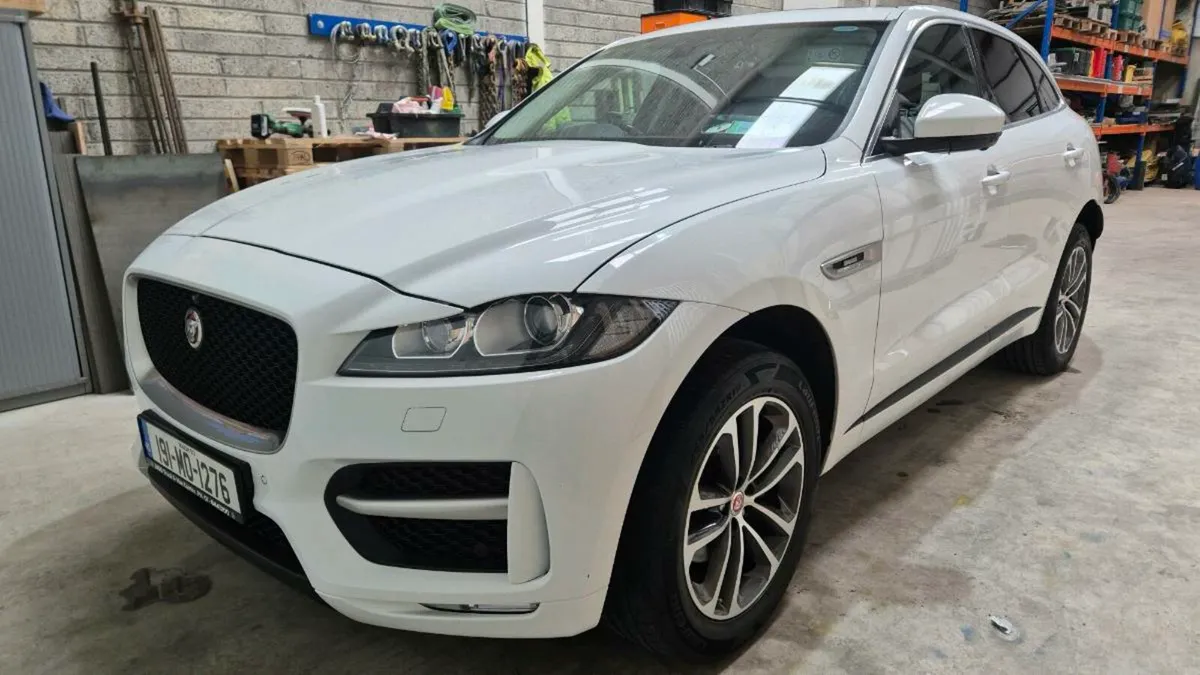Jaguar F-Pace - Image 1