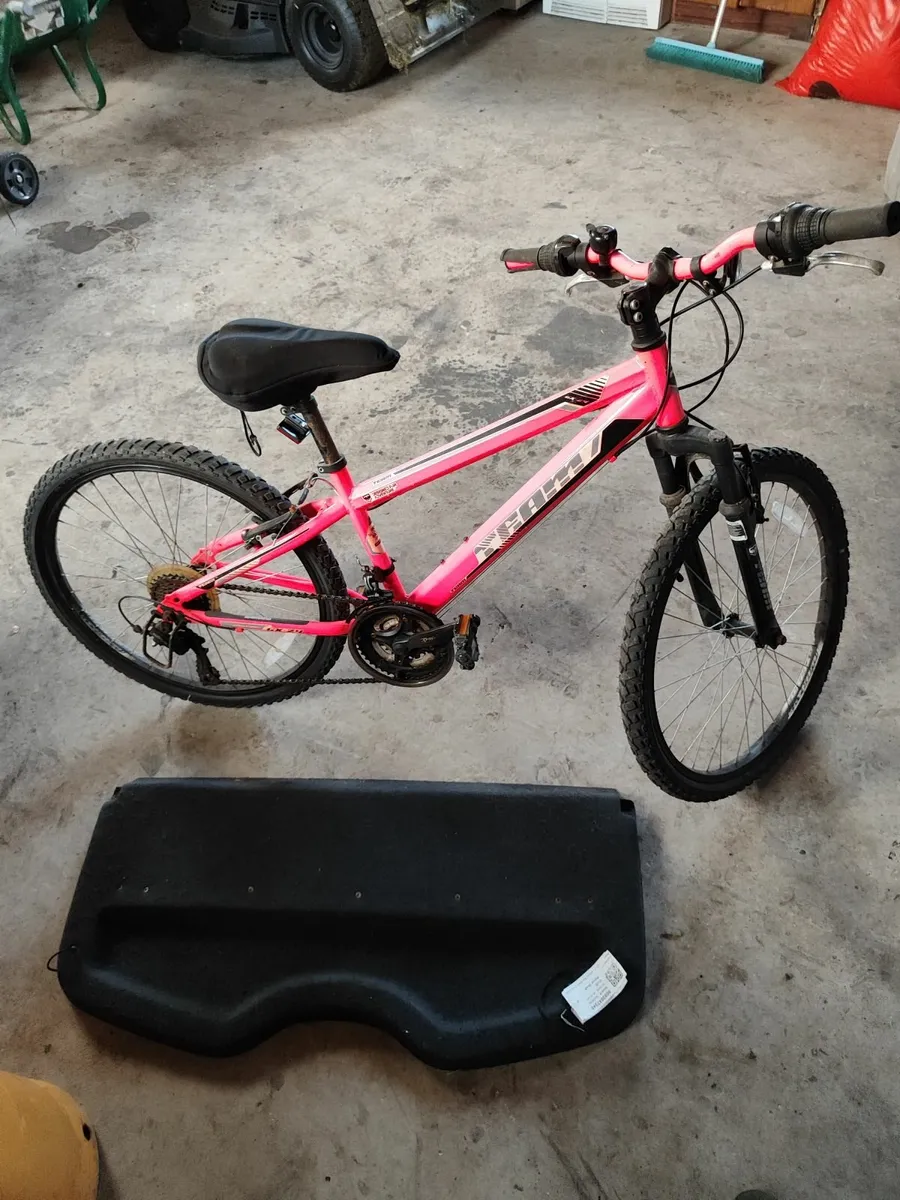 Childs bike - Image 2