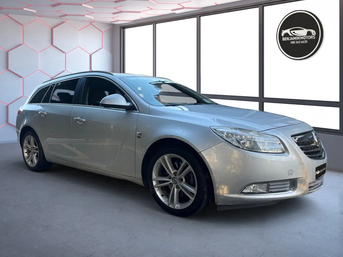 Vauxhall Insignia 2011 Nct & Tax Automatic - Image 3