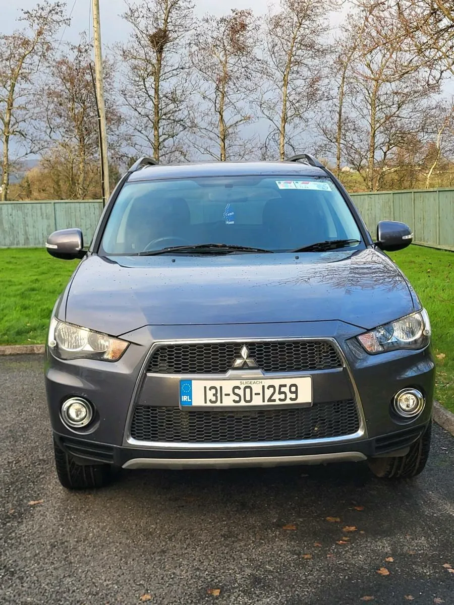 Mitsubishi Outlander - Image 1