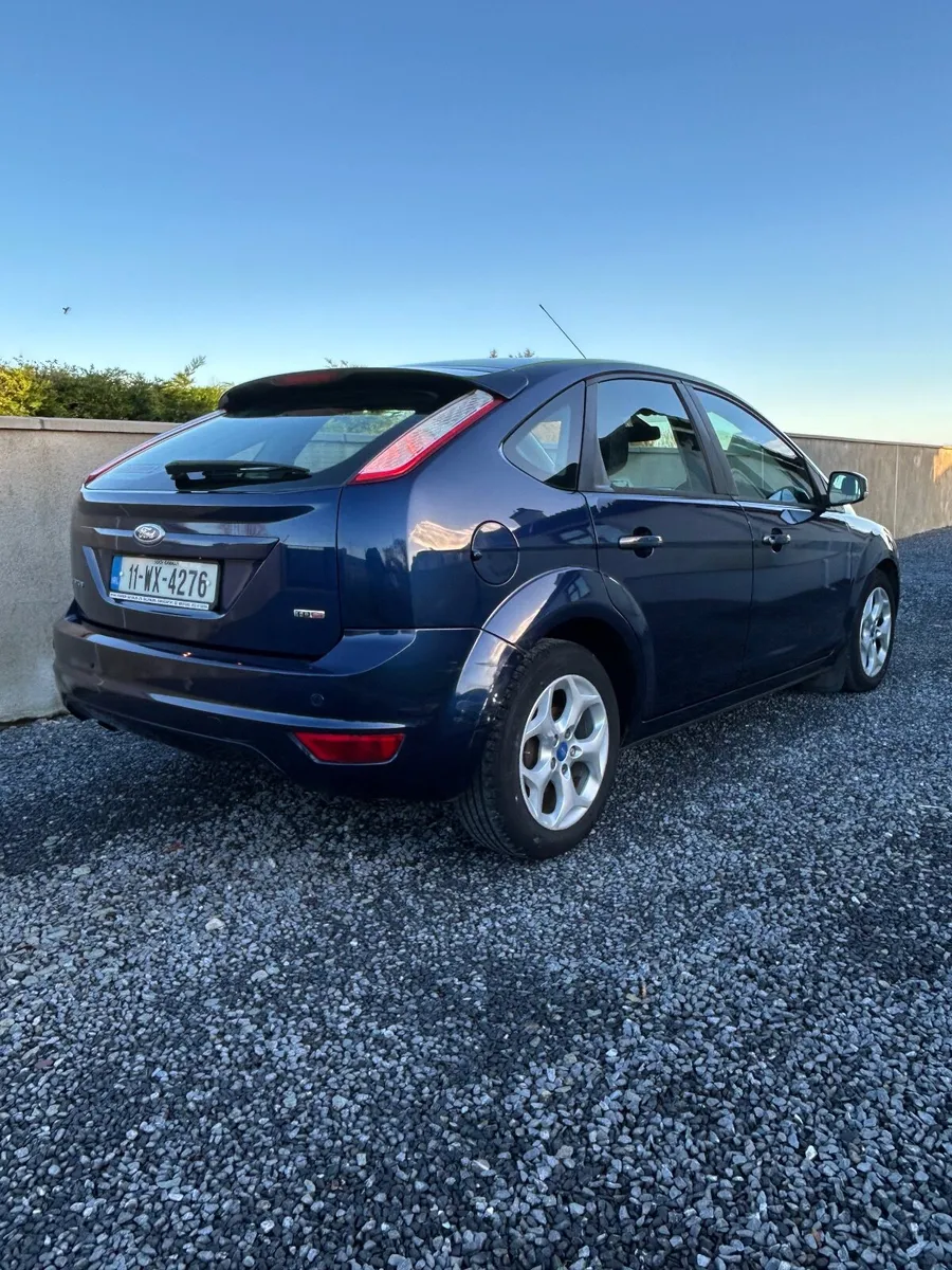 Ford Focus 2011 - Image 1