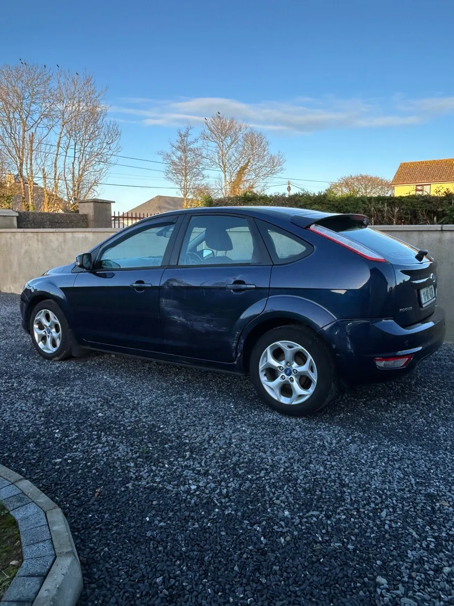 Ford Focus 2011 - Image 4