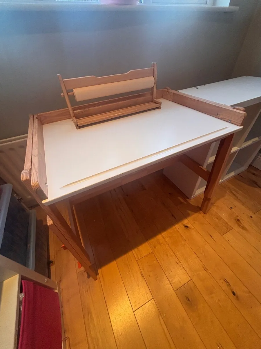 Kids desk - Image 2