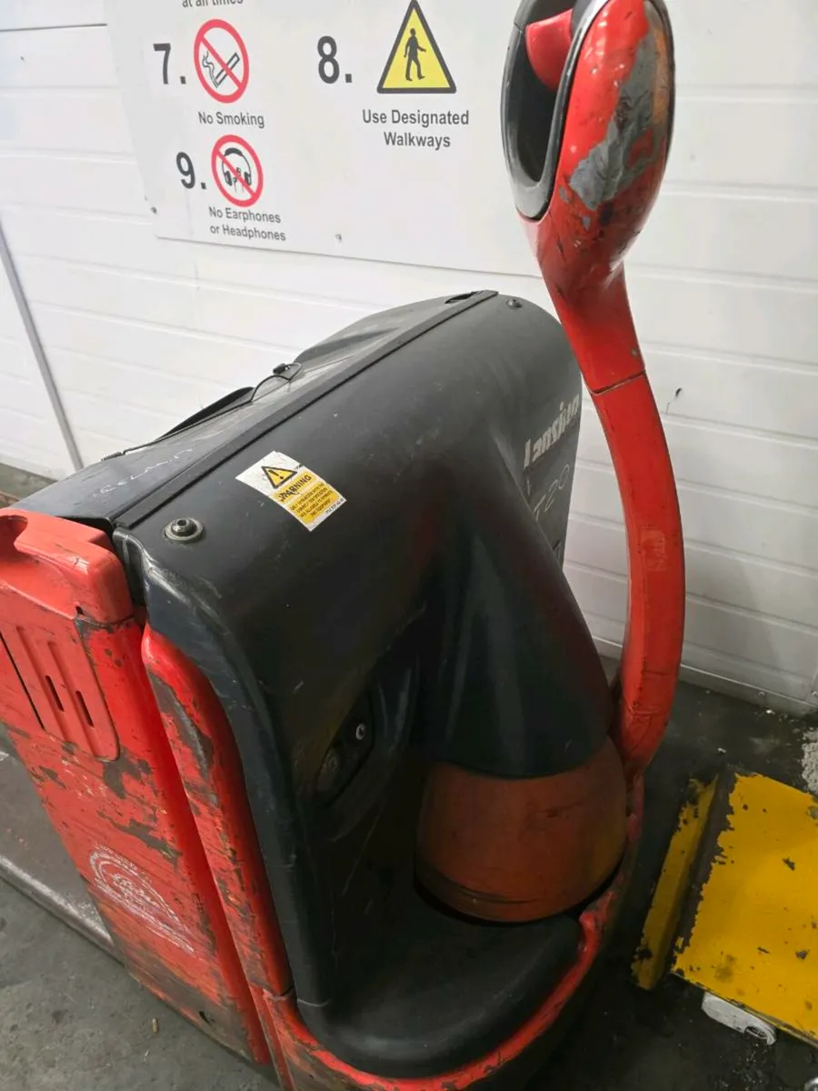 Electric pallet truck - Image 3