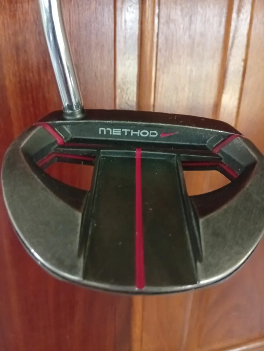 Nike 38 inch Method Counter Flex Putter - Image 1