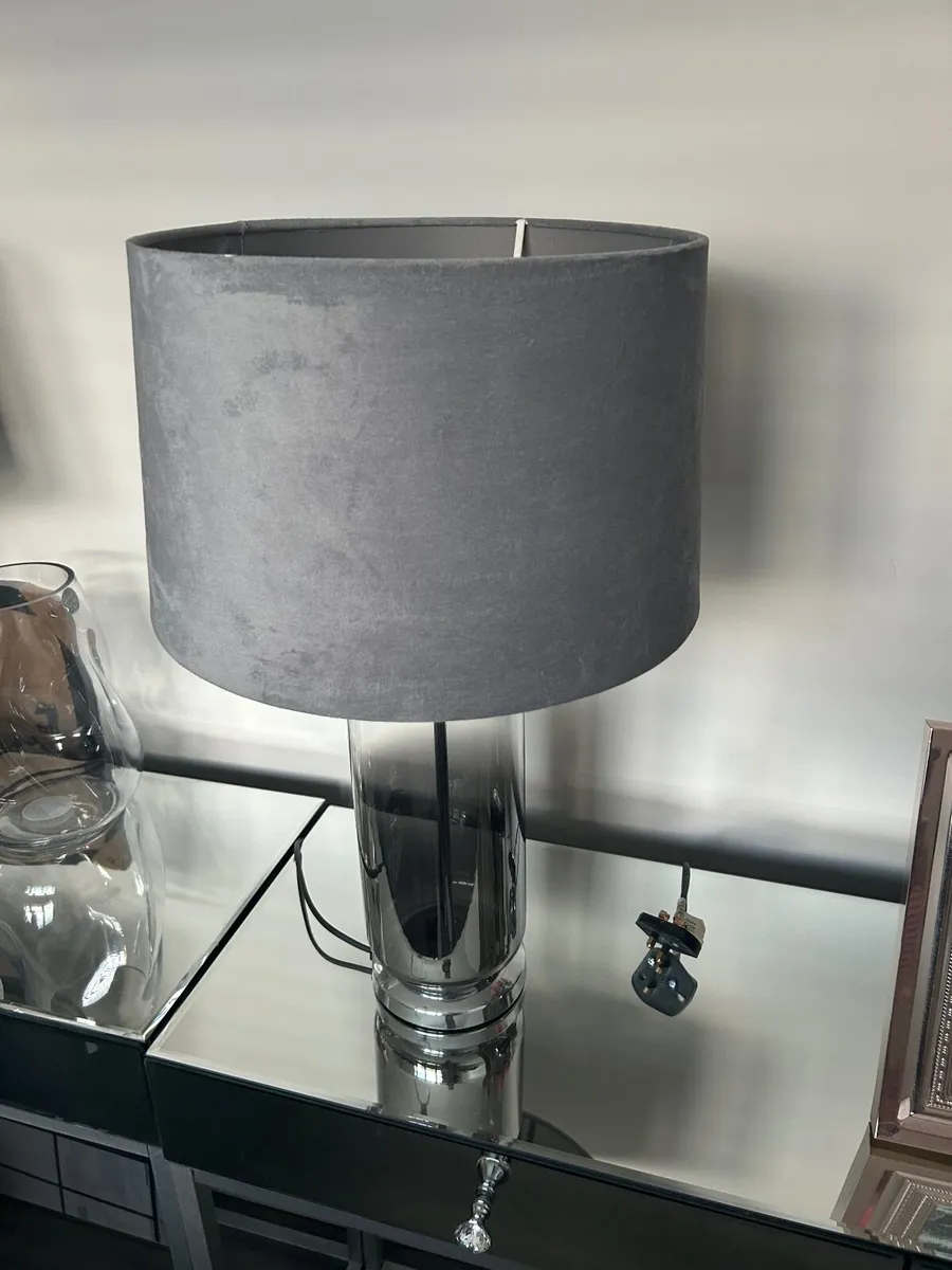 Lamp shade - Image 1