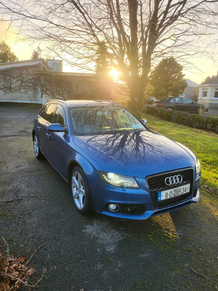 Audi 4 S-line automatic - Image 1