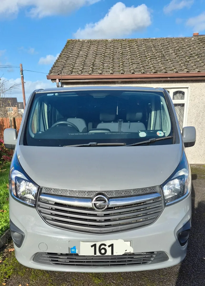 Opel Vivaro 2016 - Image 2