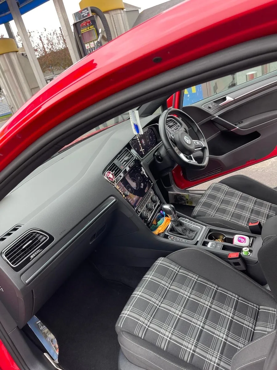 Volkswagen Golf 2017 - Image 3