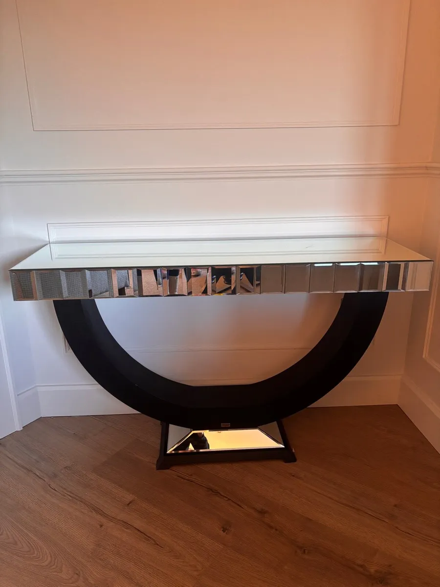 Console table & Mirror - Image 2