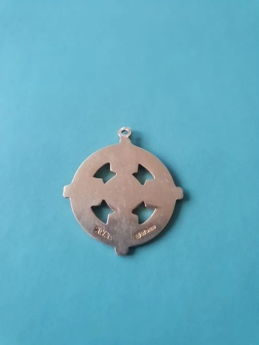 Gold Irish Medal - Image 2