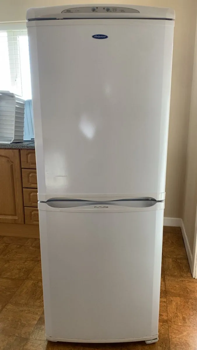Hotpoint Fridge freezer 50/50