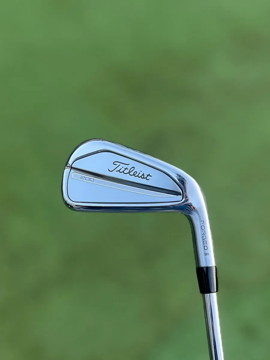 Titleist t200 forged 4 Iron - Image 1