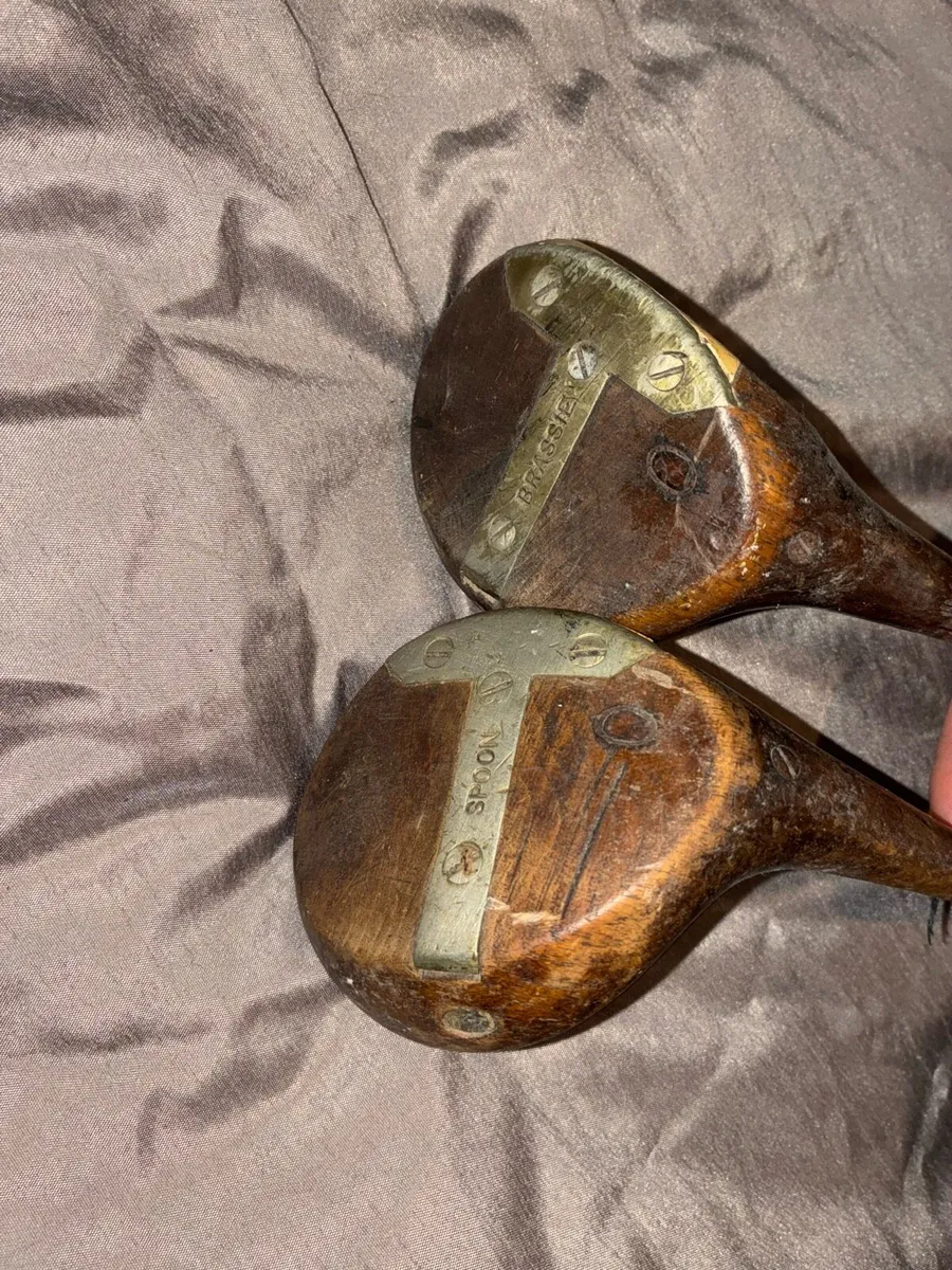 2 original handcrafted vintage Scottish golf clubs - Image 1