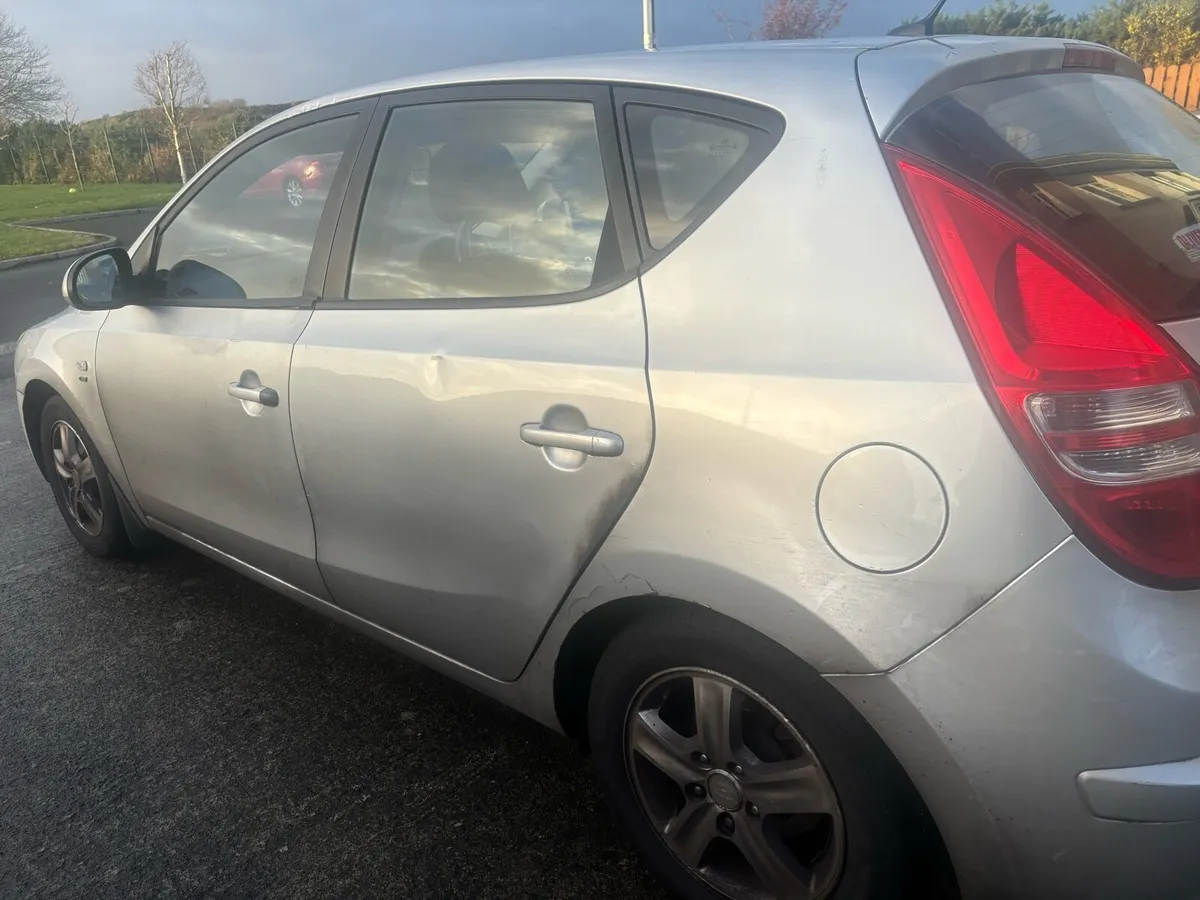 Hyndai i30 - Image 4