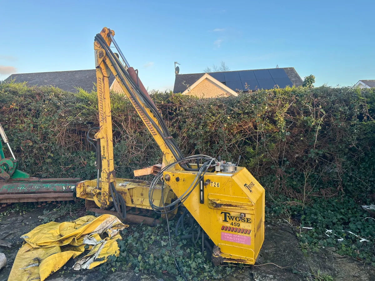 Selection of Hedgecutters - Image 2