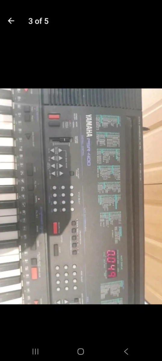 Electric  keyboard  and stand - Image 3