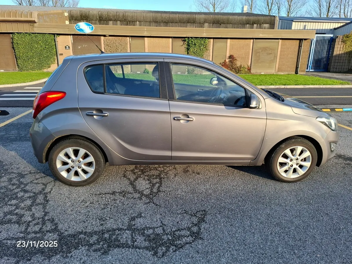 Hyundai I20 2013 Style 84BHP 5DR 1.2 Petrol - Image 2