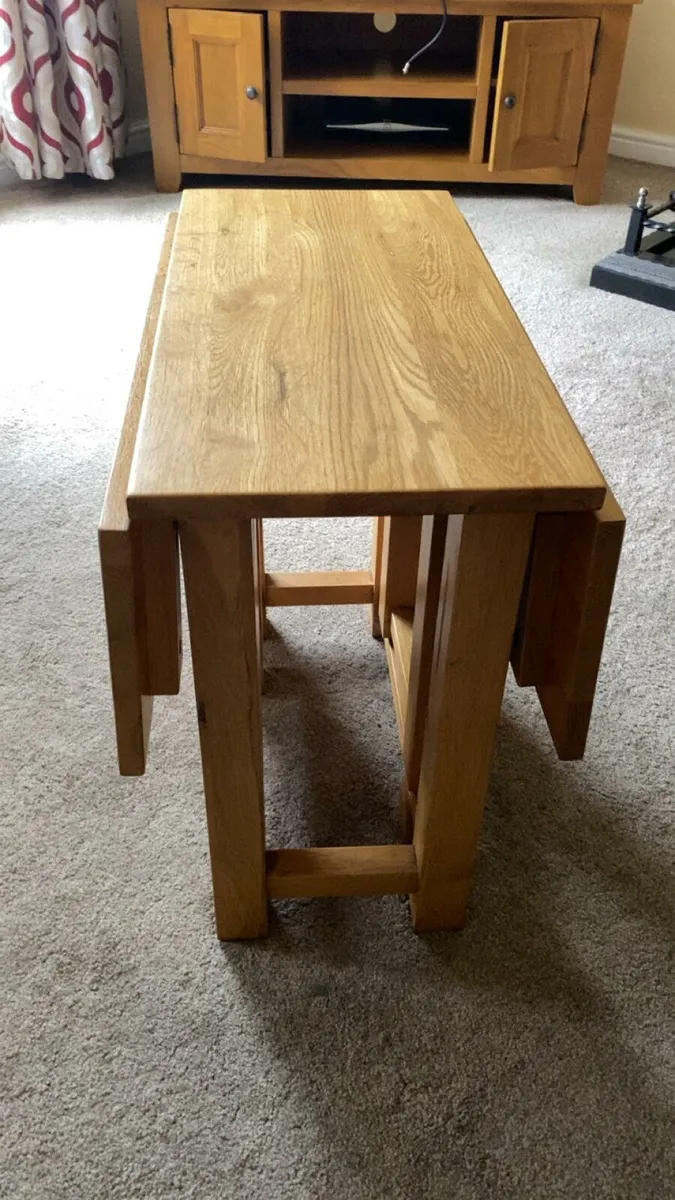 Folding coffee table - Image 1