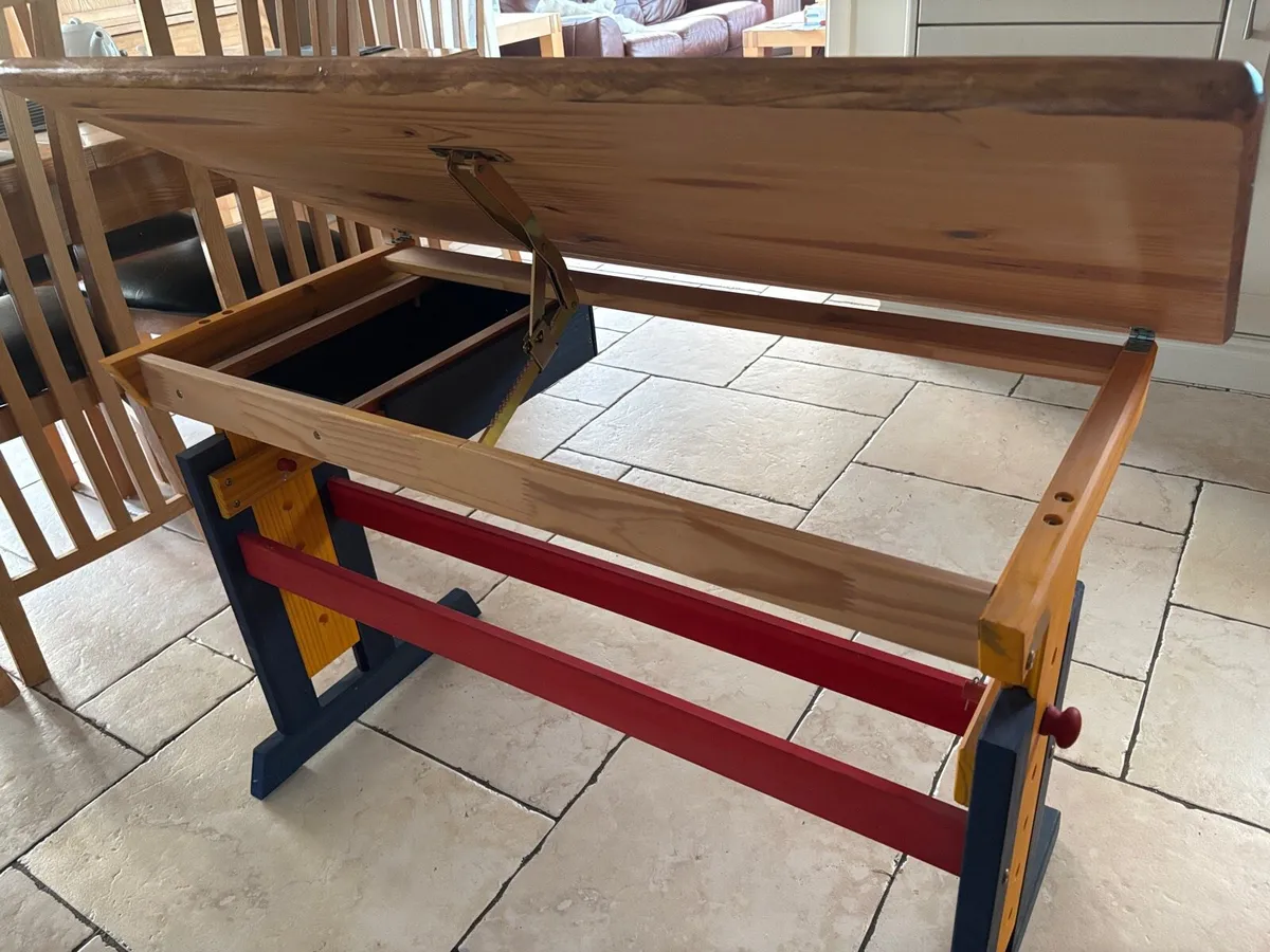 Student Study Table - Image 2