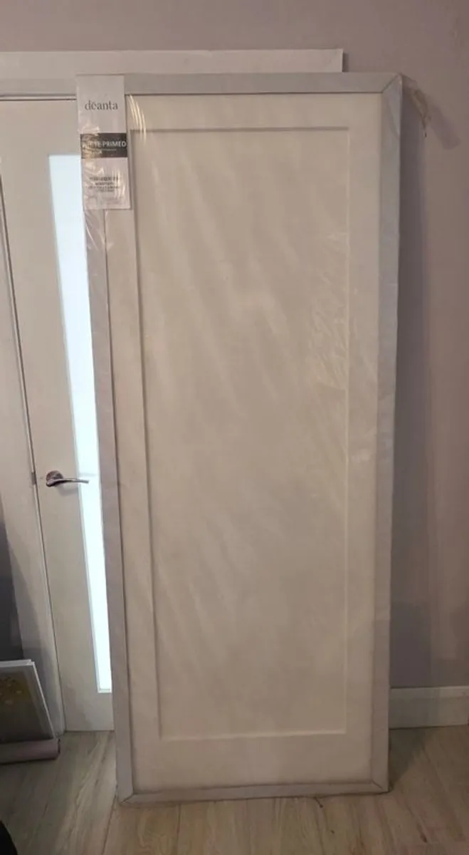 Deanta NM5 White Primed Door - Image 1