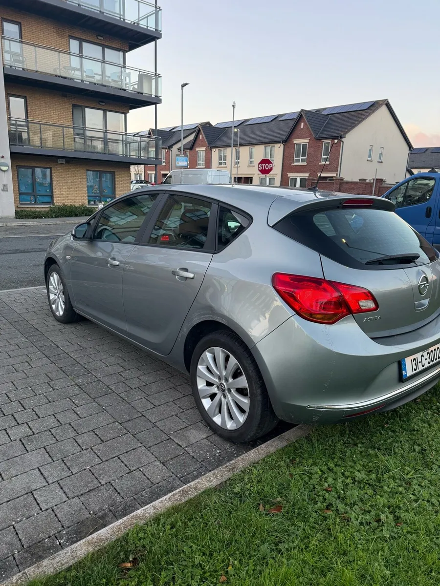 Opel Astra 1.4 Petrol Nct 6/26 Tax 3/26 - Image 4