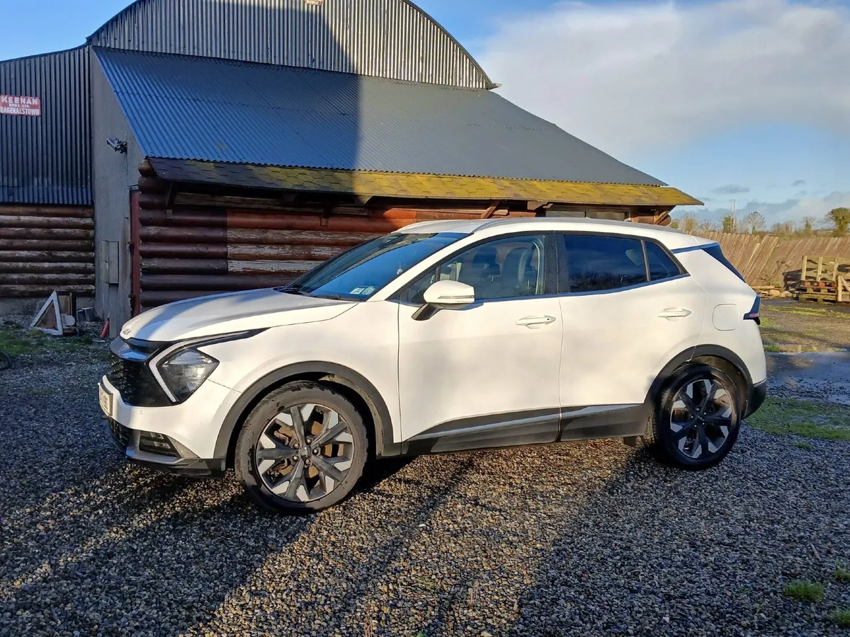 Kia Sportage 2023 - Image 2