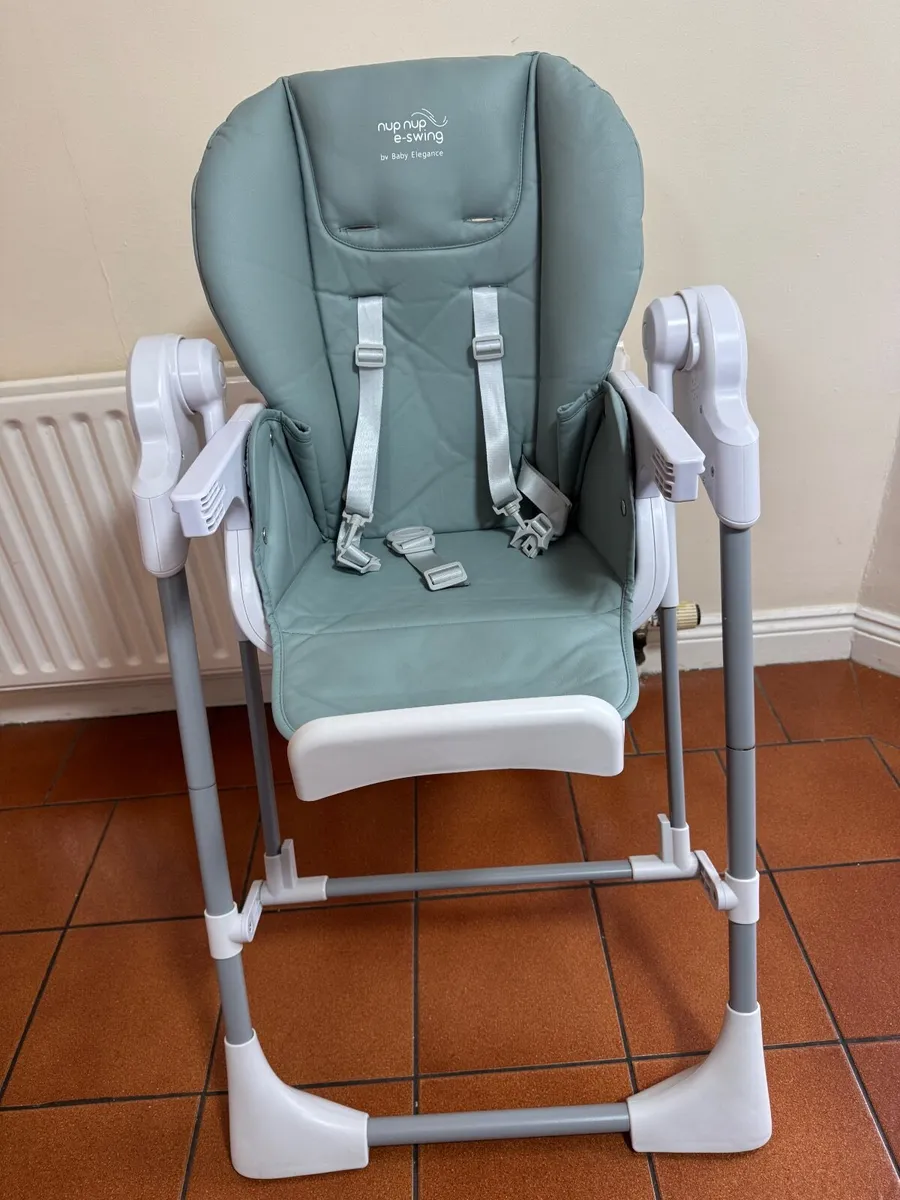 Baby high chair - Image 4