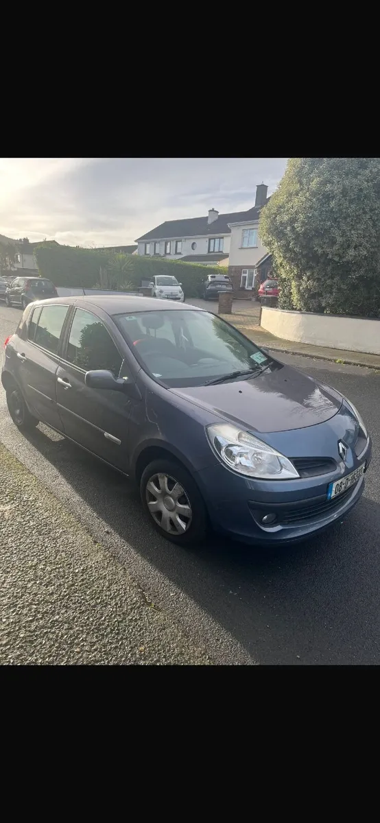 Renault Clio 2008 - Image 2