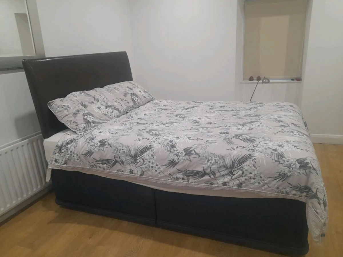 King Size Divan Bed Base and Mattress - Image 3