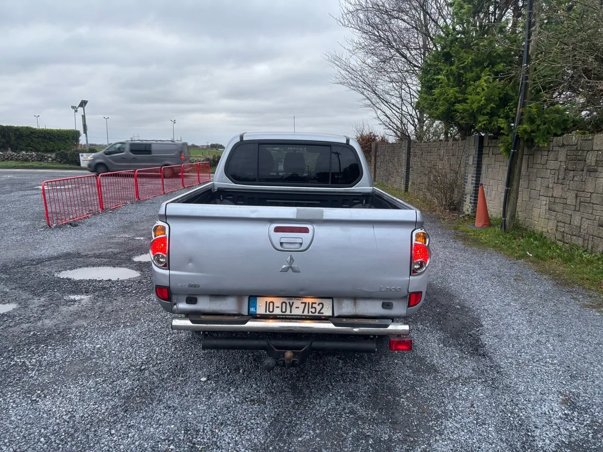 Mitsubishi L200 - Image 2