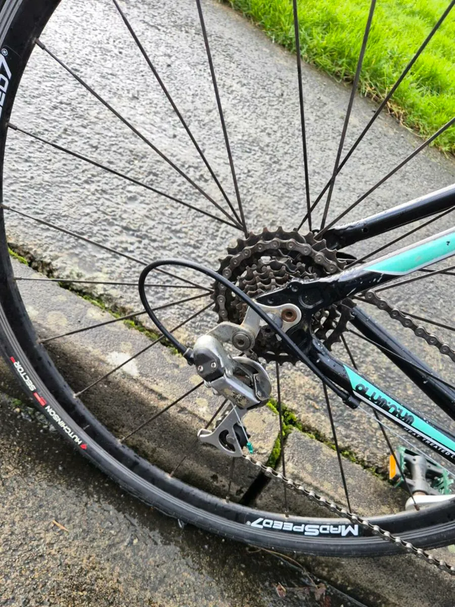 ALUMINIUM ROAD BIKE FOR ADULT - Image 2