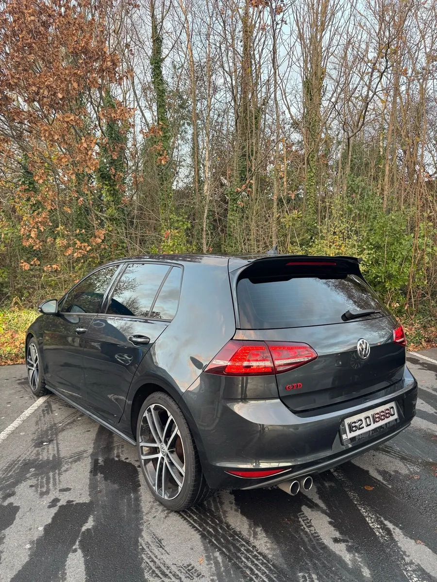 162 Volkswagen Golf GTD - Image 4
