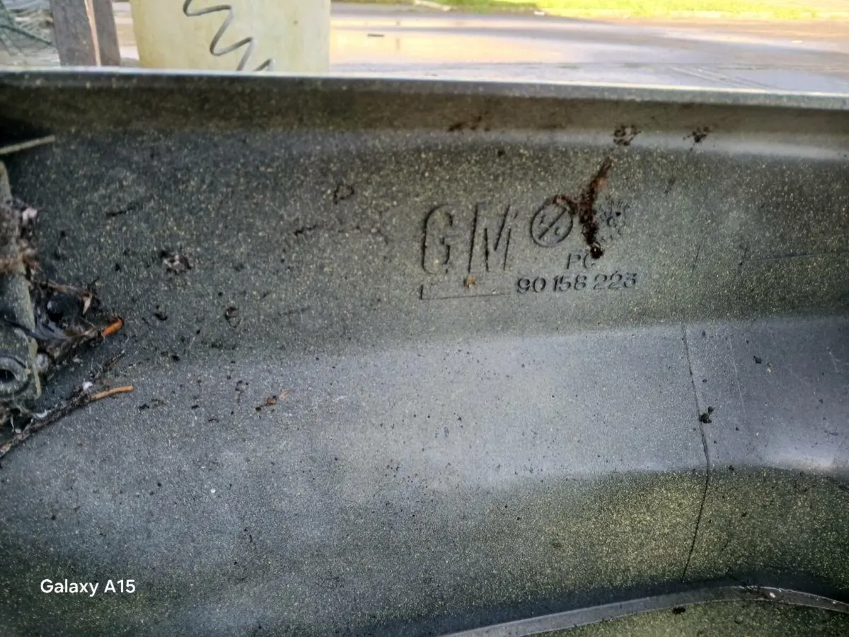 Manta GTJ front bumper and Ford/honda parts - Image 3