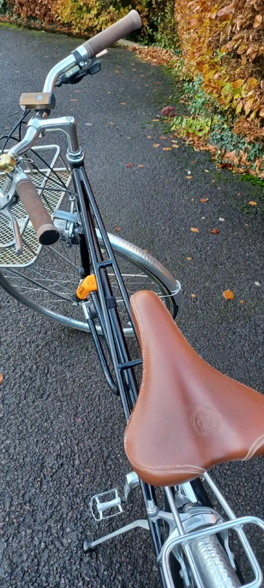 Ladies BLB Bike - Image 1