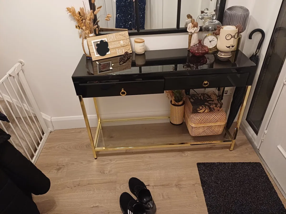 Black glass console table - Image 1