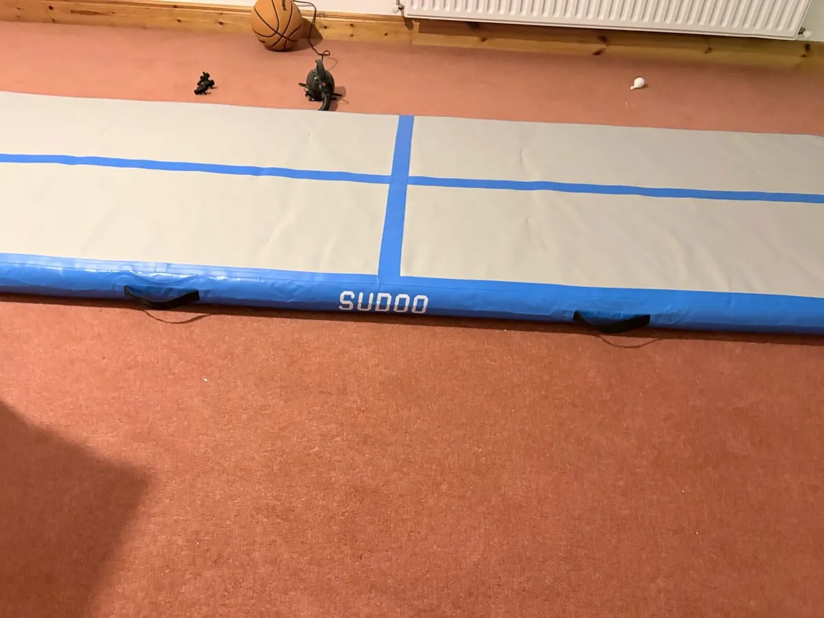 Gymnastics air track - Image 2