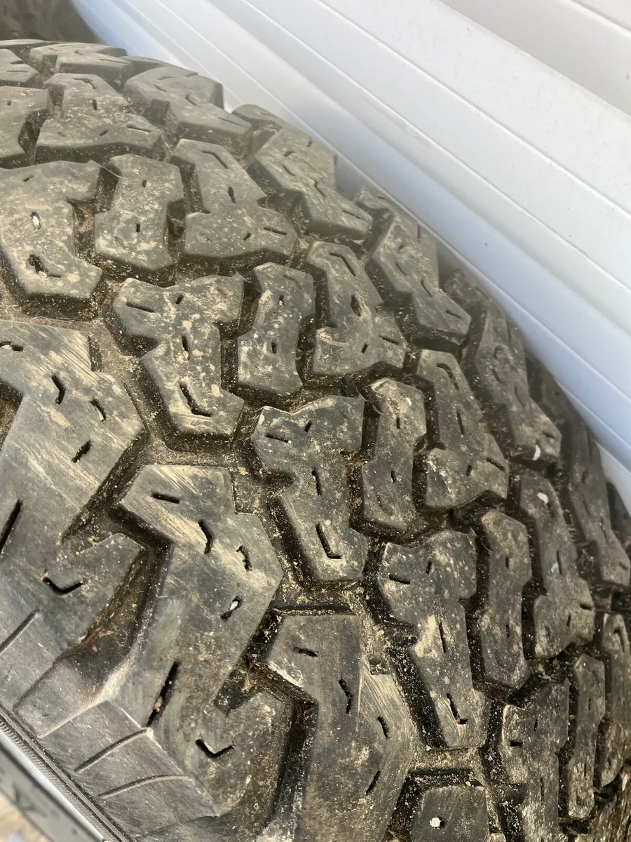 Wheels and  Tyres - Image 3