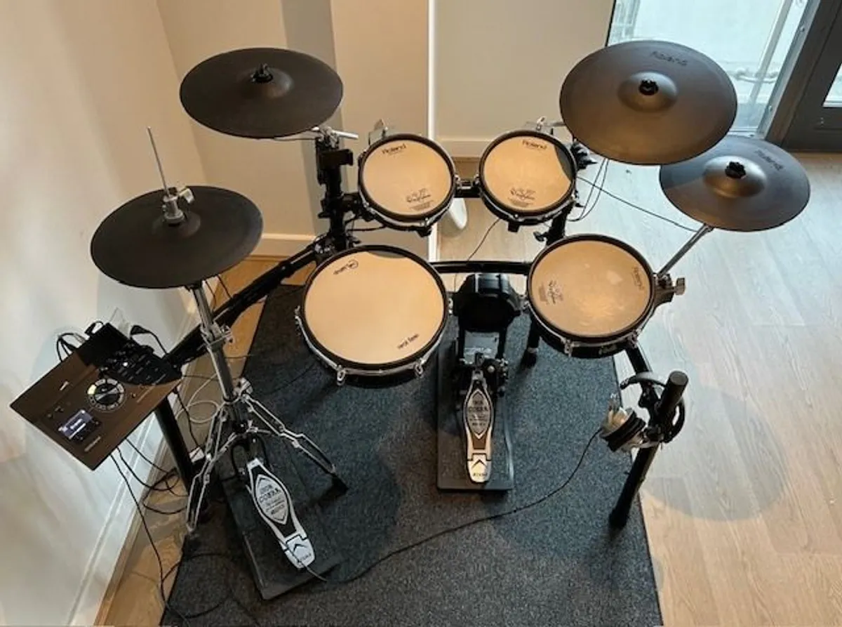 Roland TD-17kvx v2 V-drum kit - Image 1